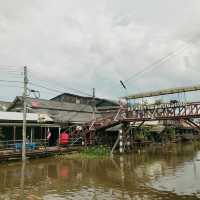ตลาดโบราณนครเนื่องเขต