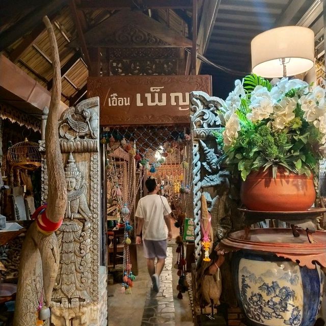 อาหารเหนือต้องมาเยือน...เฮือนเพ็ญ