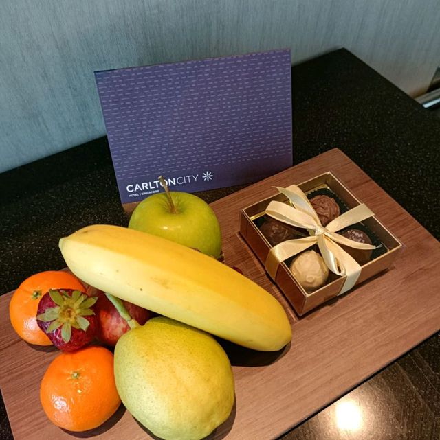 Carlton City Hotel Singapore อีกหนึ่งโรงแรมดีๆ