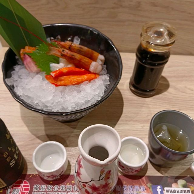 奔著新鮮刺身和熱清酒而去！御滿屋日本料理！