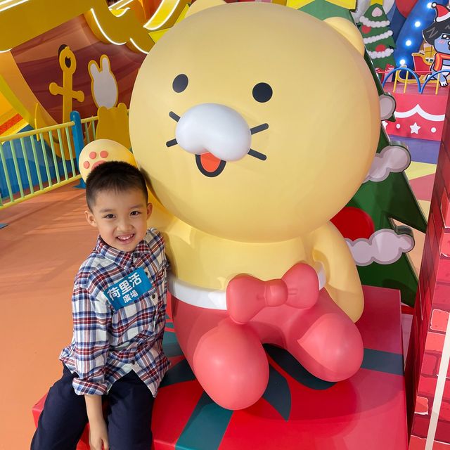 【 沉醉在Kakao Friends的聖誕夢幻樂園 】