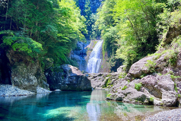 森の滝 不動七重の滝】マジで綺麗！ | Trip.com 上北山村