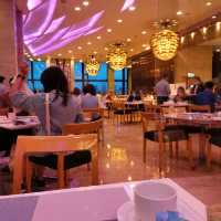 超抵酒店住宿及三餐自助餐