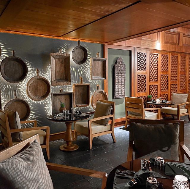 Four Season Resort - ที่พักสุดหรูท่ามกลางความสงบ