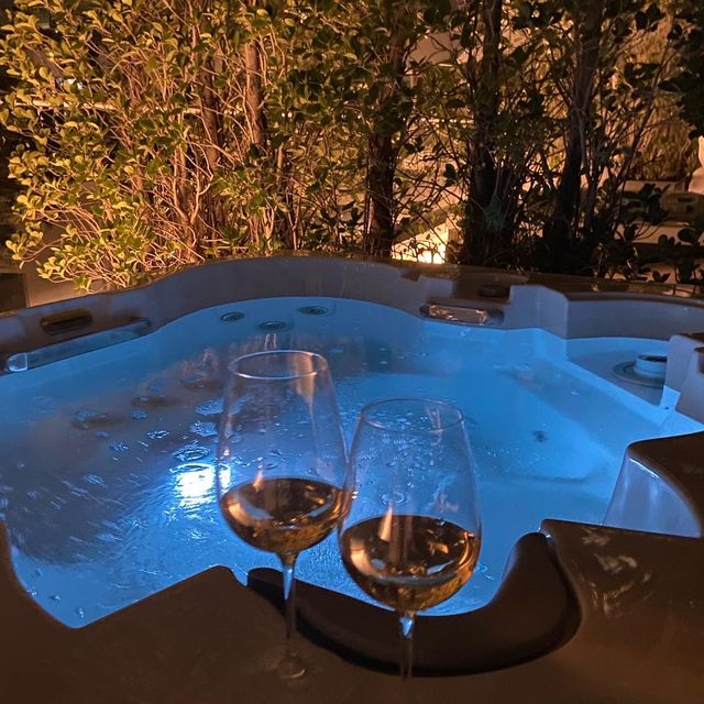 A Real Staycation: Silveri -M Gallery