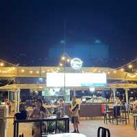 Lively Floating bar in Sentosa Boaters’ Bar