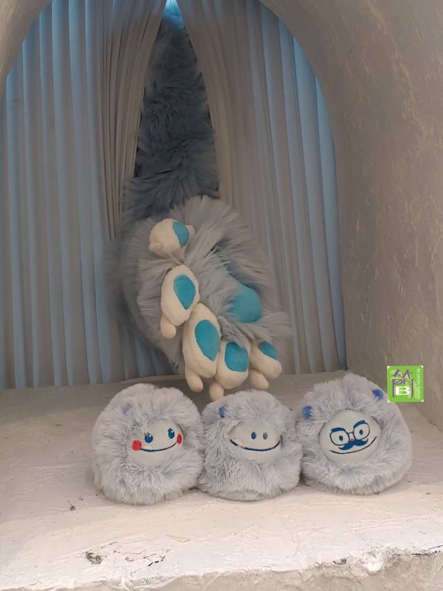 太古廣場雪怪送禮探Santa 影AR相