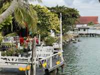 ร้านอาหารริมทะเล บรรยากาศดีมาก ! 