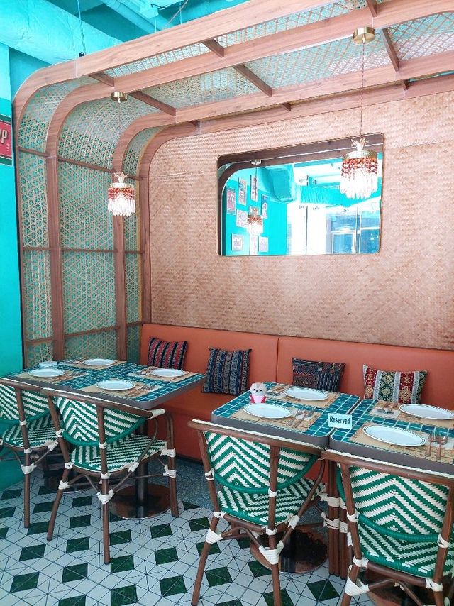 大角咀 | Restoran SAYA | 打卡泰式東北菜