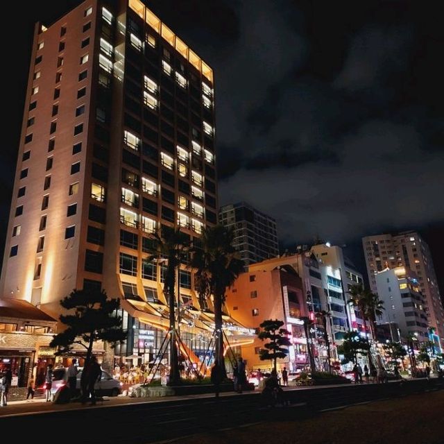 Chuseok at Gwangalli Beach, Full Moon