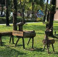 เยือนเขาหลักพักที่ - La Flora khaolak