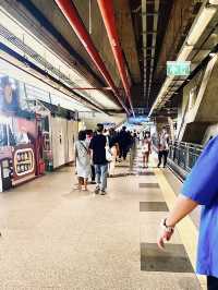 อิสระภาพ รถไฟฟ้า Mrt นักท่องเที่ยวแน่นมาก | กทม.