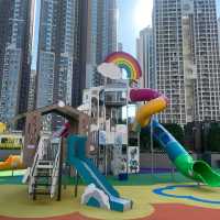 荃灣廣場:空中樂園（孩子的天空）