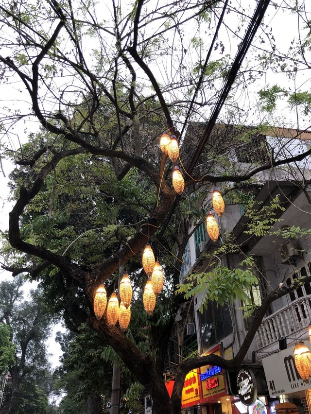 Beautiful Corners of Hanoi 