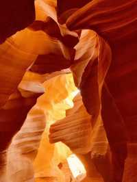 Antelope Canyon (III)