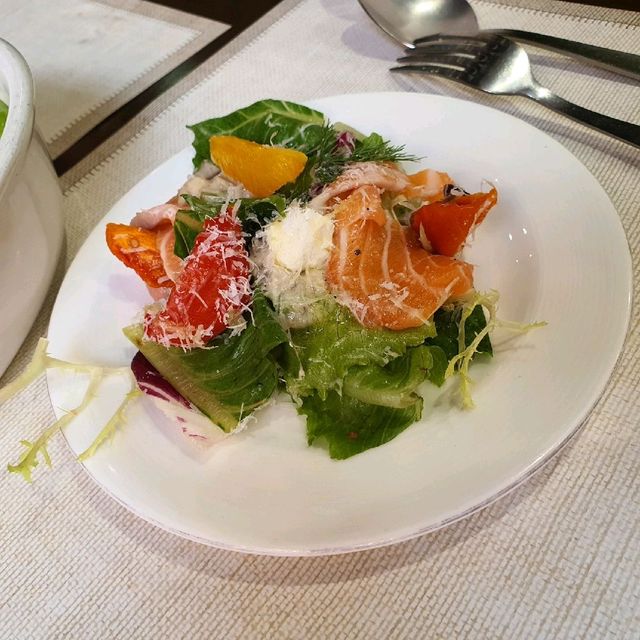 인천 송도 화덕 피자 연어샐러드 맛집!