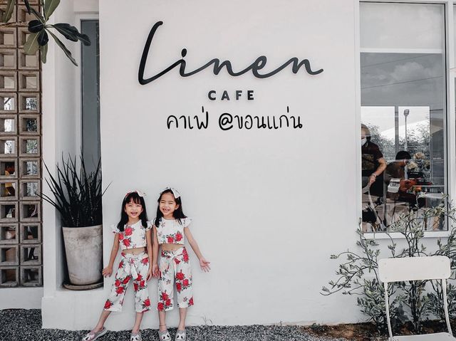 คาเฟ่แสงสวย Linen cafe