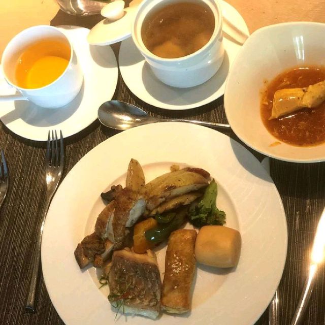 Lunch Buffet at Melt Cafe Mandarin Oriental