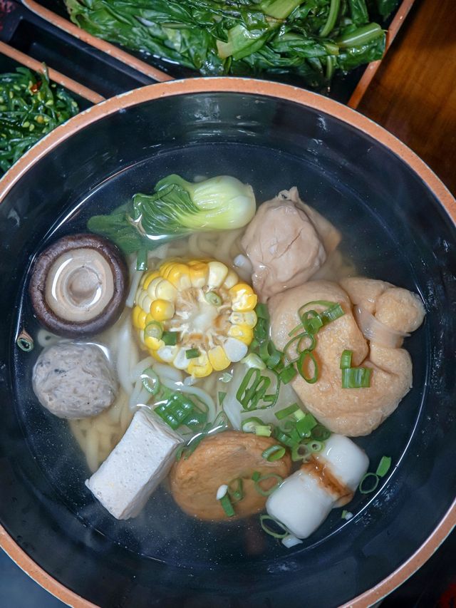 一起品嚐台灣菜，食堂懷緬台灣愛
