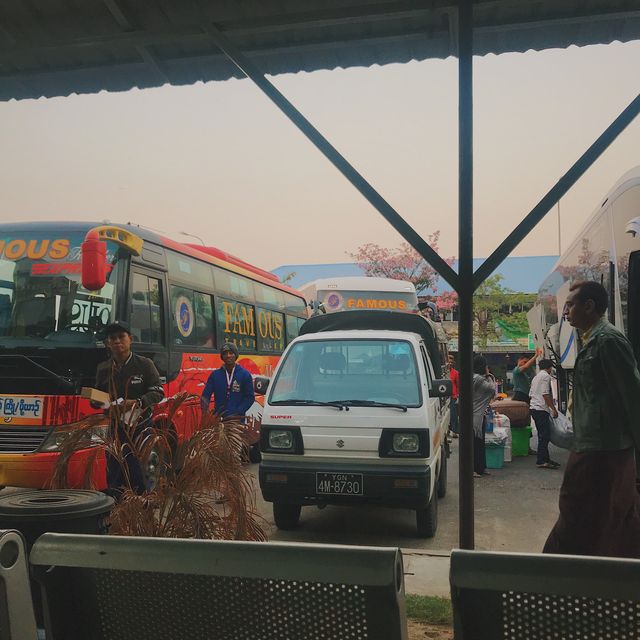 미얀마 여행자 필수 코스 💡 바간행 버스 탑승