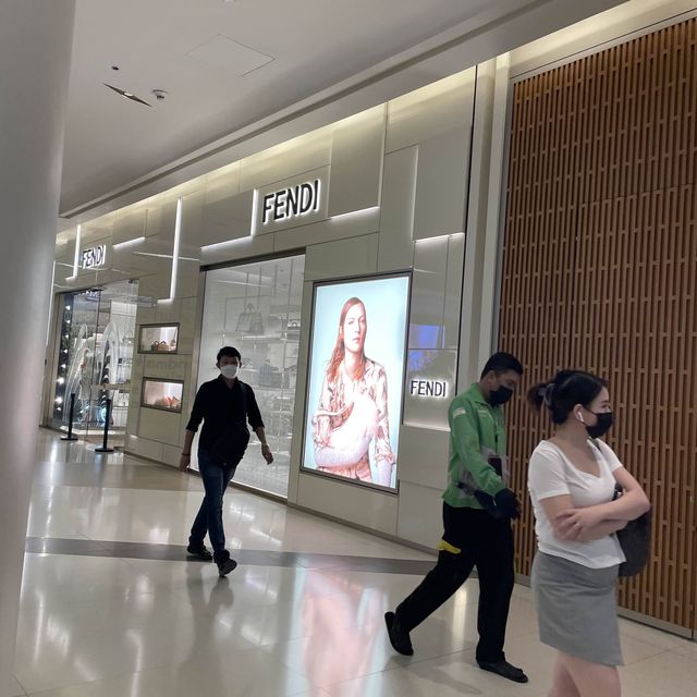 サイアムパラゴン