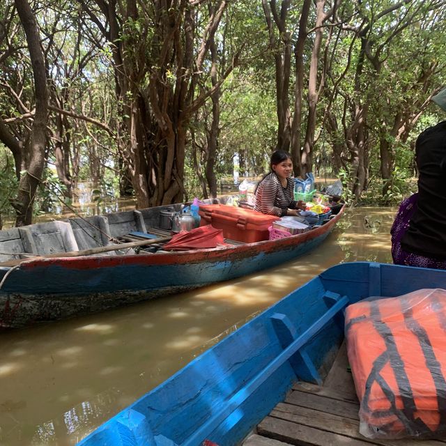 Remarkable Kompong Phluk Floating Village 