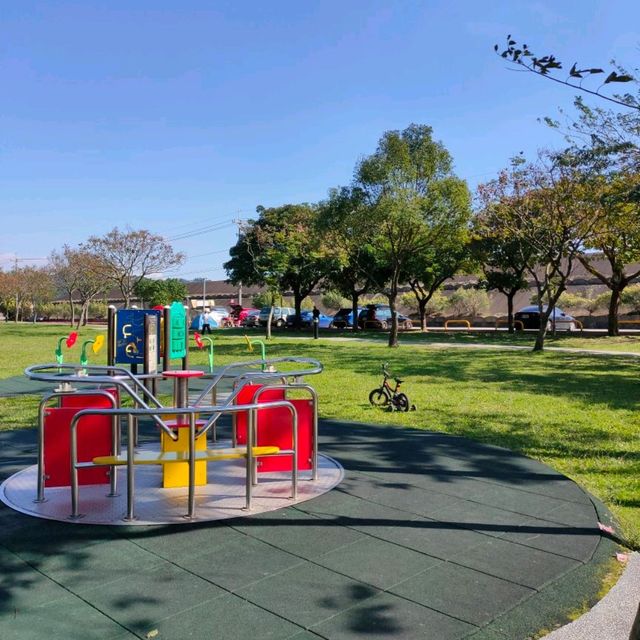 大溪河濱公園-兒童遊具區