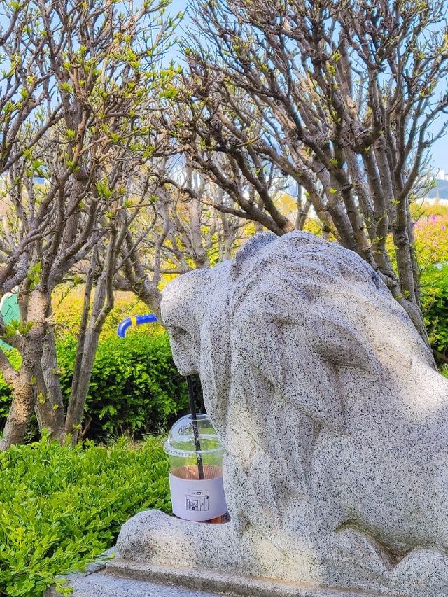 부산 겹벚꽃 명소 추천, 민주공원