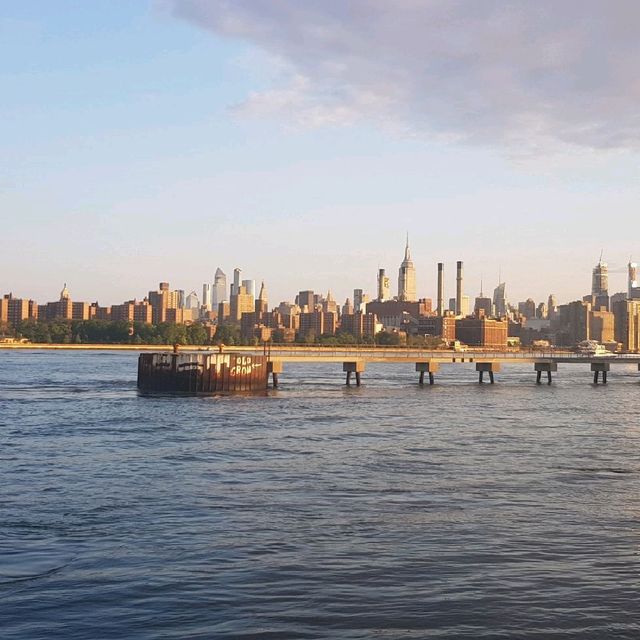  Brooklyn Bridge and Great American Food