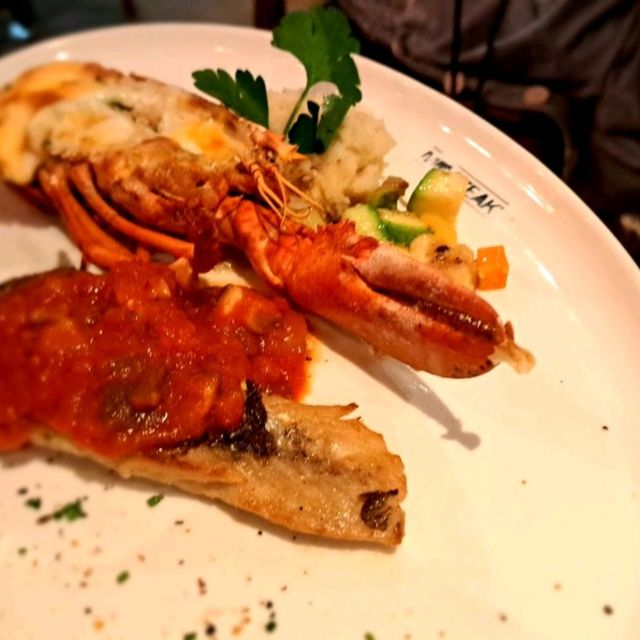 Hong Kong is a truly beautiful city and Paradise of food
