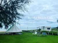 Eureka Beach Cafe คาเฟ่ลับหาดทะเลส่วนตัว