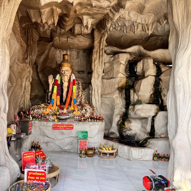 วัดสวยใกล้กรุงเทพไหว้พระขอพร