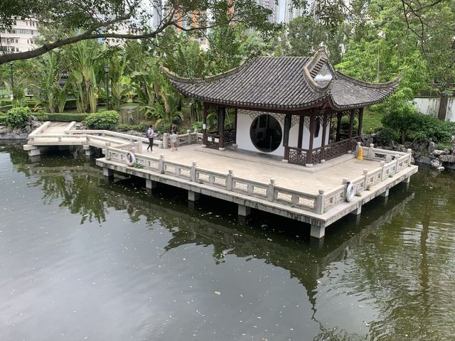 坐港鐵遊香港．宋皇臺站