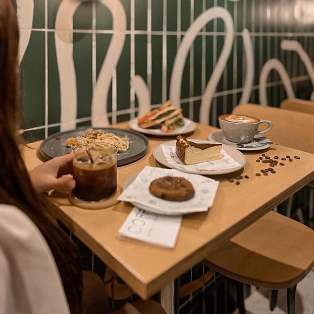 𓋚 灣仔Hidden Gem - 主食甜品都出色的咖啡店 