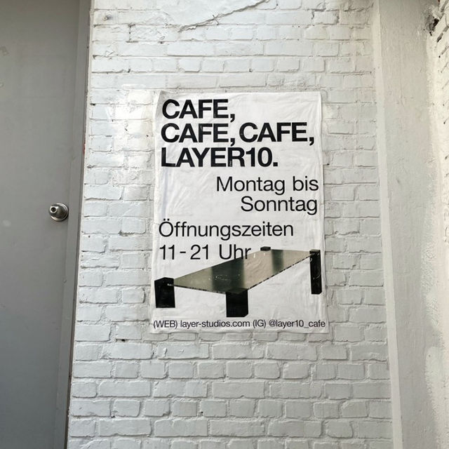 성수동카페::인스타감성 무채색 스튜디오카페 Layer10