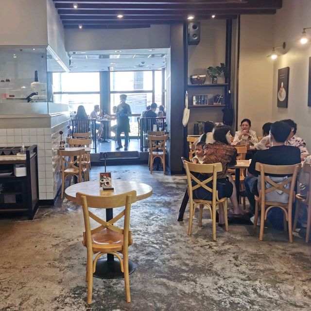 แวะเติมความหวานกันหน่อย 🍧🥧🧁🍮
