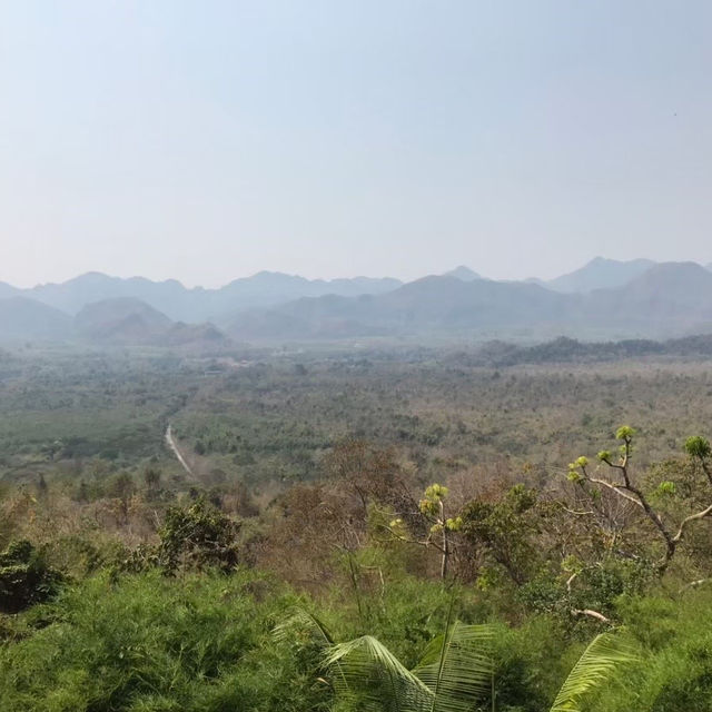ศูนย์ประวัติศาสตร์ช่องเขาขาด⛰