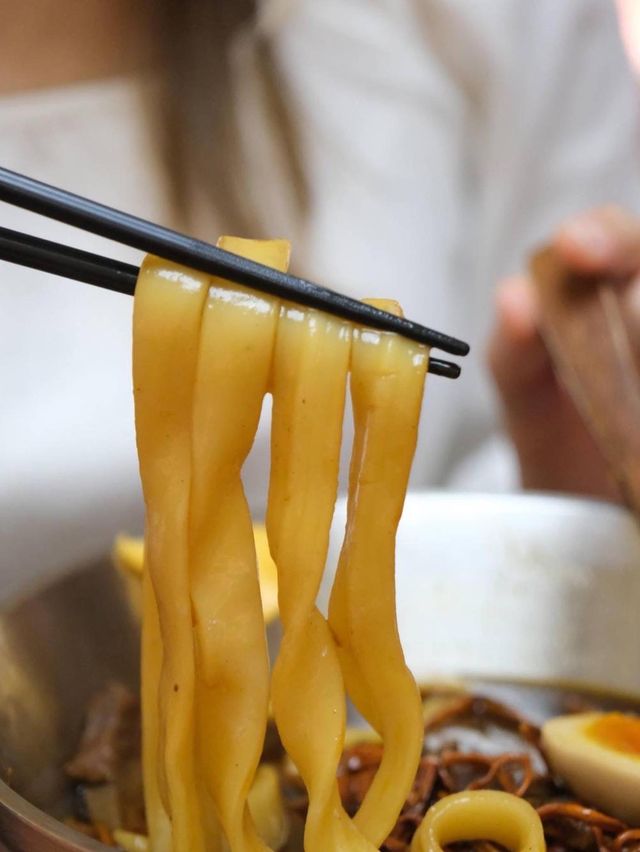 海港城也有價性比高的台式牛肉麵！