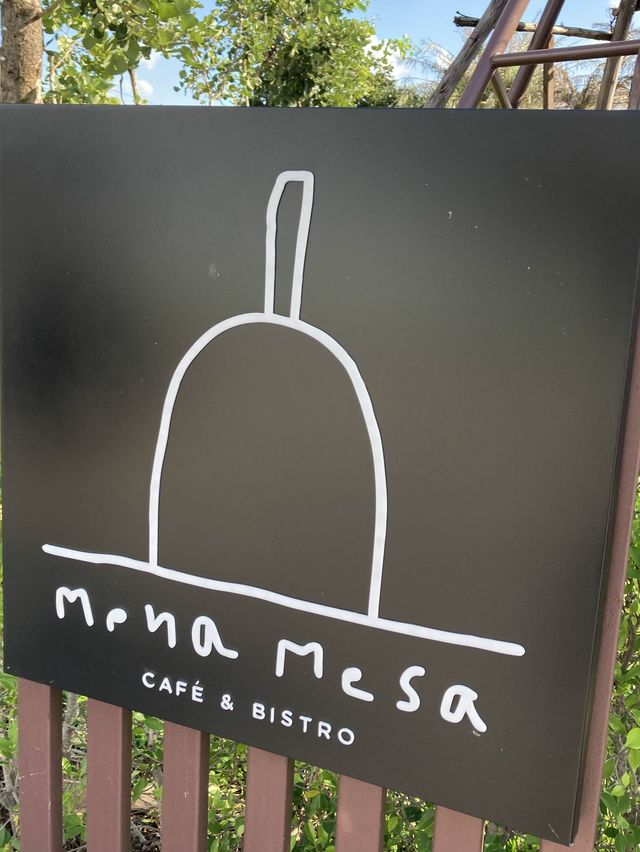 Mena Mesa Cafe & Bistro ✨