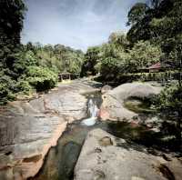 Seven Wells/Telaga Tujuh(Té-la-gae tue-jouh)