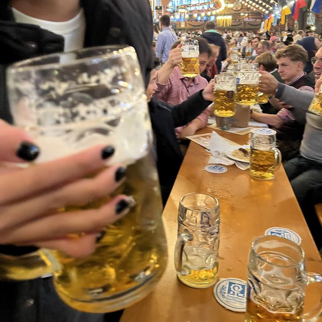 Gigantic Beers at Oktoberfest 啤酒節 Munich