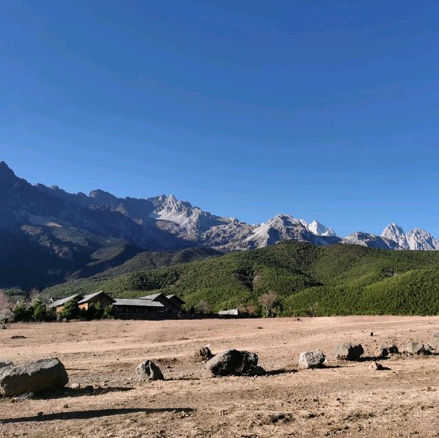 Longnv Lake(龙女湖)| Solitude and Beauty