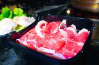 漁品，猪牛都系任食