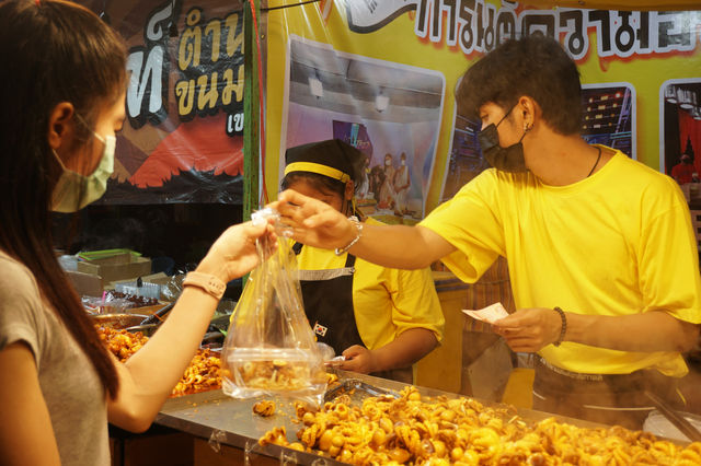 งานพระสมุทรเจดีย์ 2565 | Thai Street Food