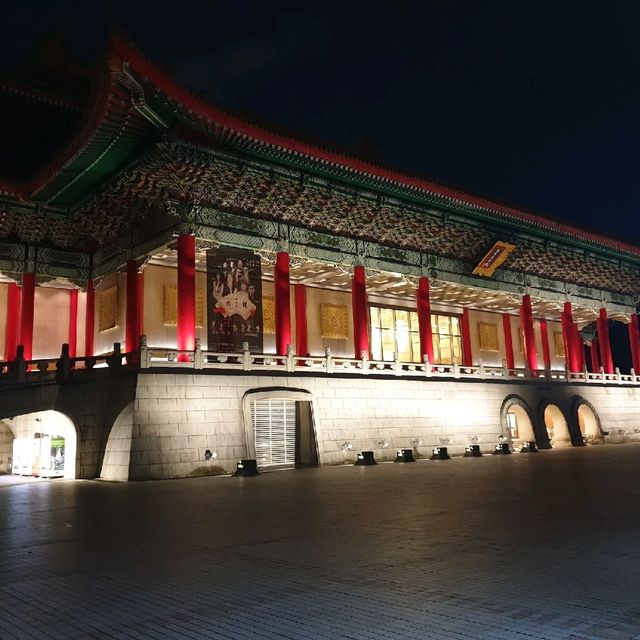 Night visit @ Chiang Kai-shek Memorial Hall
