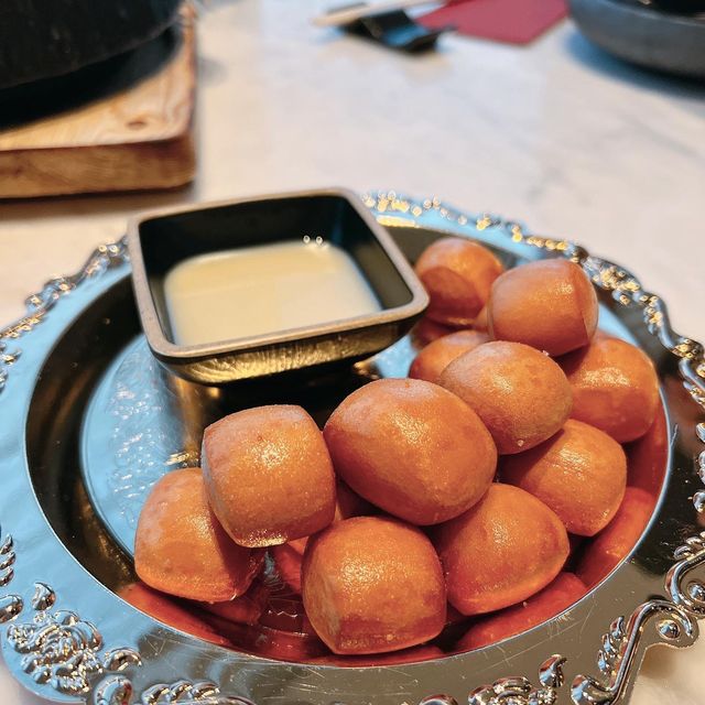 望住維港景色食川菜