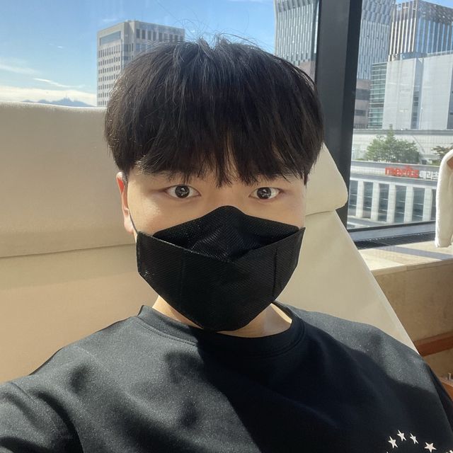 콘래드 호텔 호캉스 피트니스-수영장