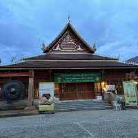 วัดพระธาตุศรีจอมทองวรวิหาร