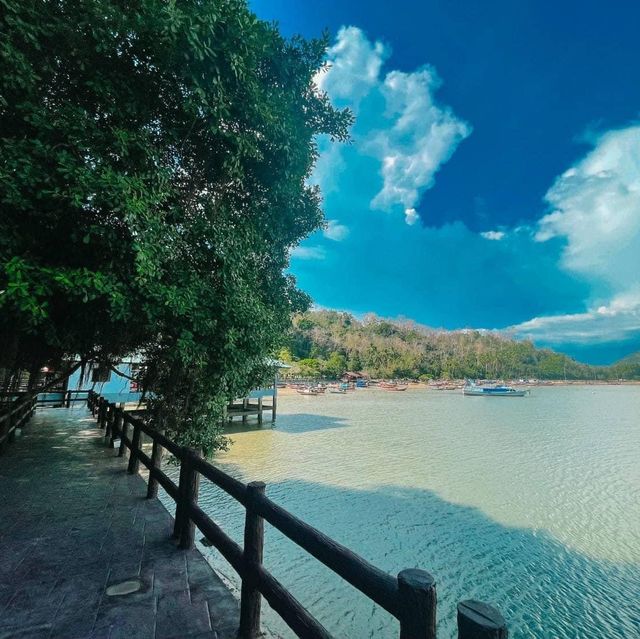 สะพานข้ามกาลเวลา อุทยานแห่งชาติหมู่เกาะเภตรา 