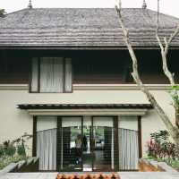 Four Season Resort - ที่พักสุดหรูท่ามกลางความสงบ